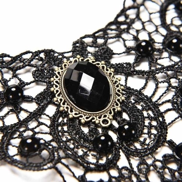 Vintage Style Punk Black Lace Choker - Picture 3 of 6